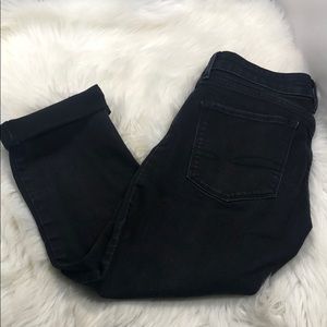 Levi’s Denim Modern Crop black jean- size 8